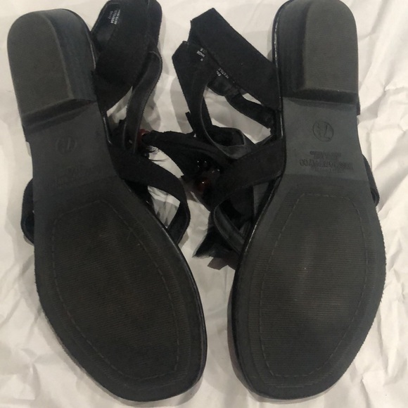 Mossimo Sandals- Size 7.5 - Picture 4 of 5